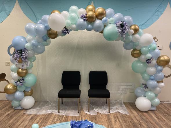 Organic Balloon Arch